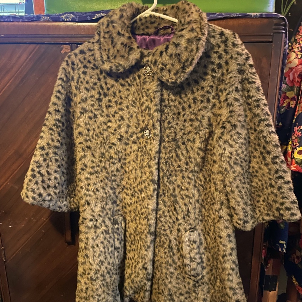 Me Jane leopard print 3/4 sleeves jacket ￼with purple silk lining.